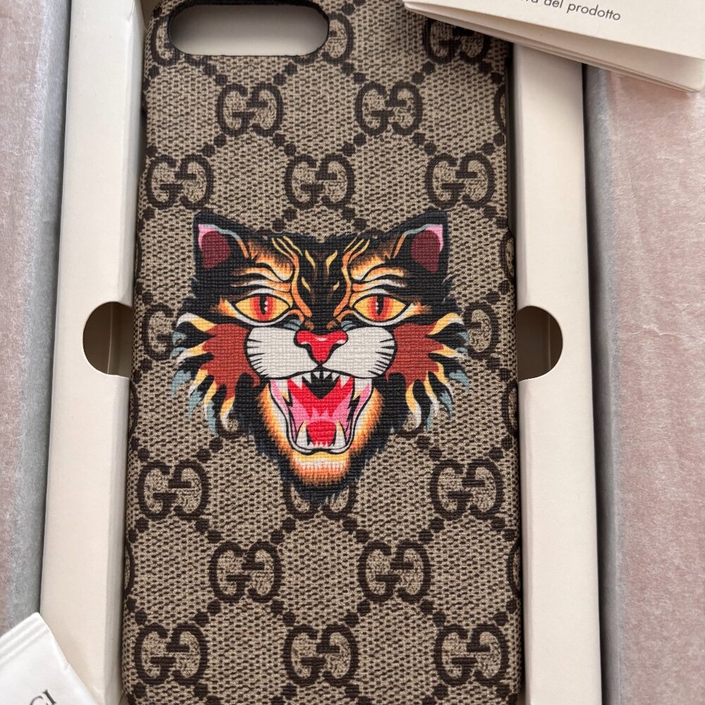 Gucci  GG Supreme The Angry Cat Case for iPhone SE (current), SE 2020, 7, 8 New